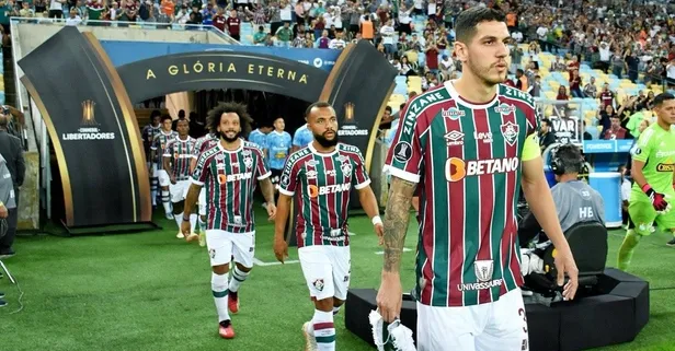 Fenerbahçe Becao şoku sonrası harekete geçti! Savunmaya yıldız isim