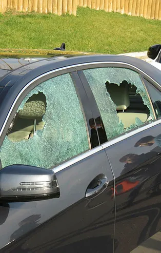 Ataşehir'de yol kavgasında silahlar konuştu