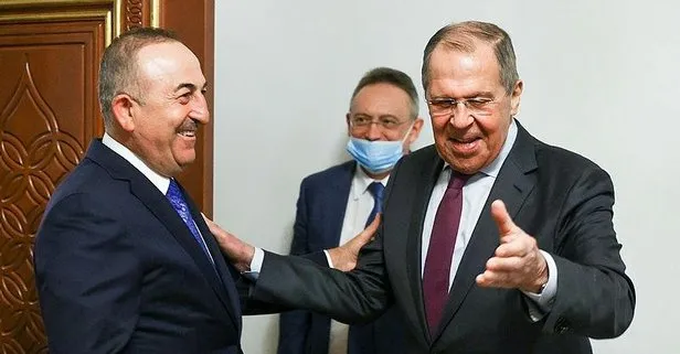 Dışişleri Bakanı Mevlüt Çavuşoğlu Katar’da Rusya Dışişleri Bakanı Sergey Lavrov ile görüştü