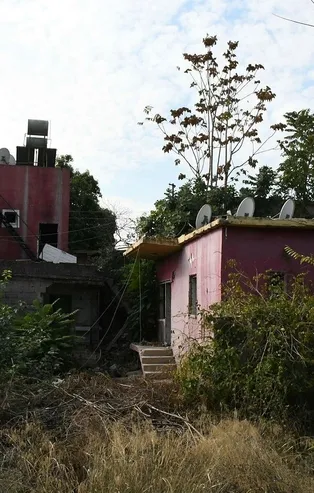 Tarsus'taki gizemli kazıyla ilgili mahalleliyi kızdıran iddia! Ev harabeye döndü...