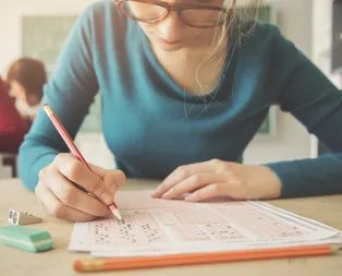 AÖF soru ve cevapları görüntüleme! 13-14 Nisan AÖF vize sınavı sonuçları ne zaman açıklanacak?