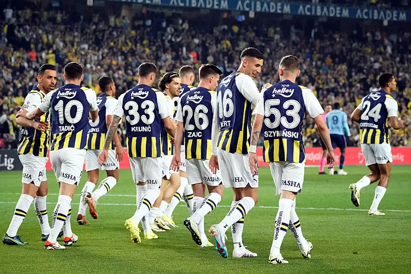 Fenerbahçe'den Galatasaray'a transfer şoku! Tüm plan iptal - 15