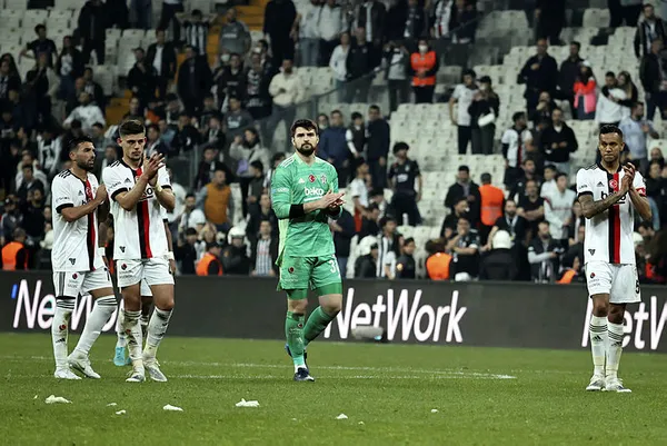 besiktasta-yollarin-ilk-ayrilacagi-isimler-belli-oldu-oguzhan-ozyakup-ve-gokhan-tore-yolcu-1651049033275.jpg Beşiktaş'ta yolların ilk ayrılacağı isimler belli oldu! Oğuzhan Özyakup ve Gökhan Töre yolcu-2