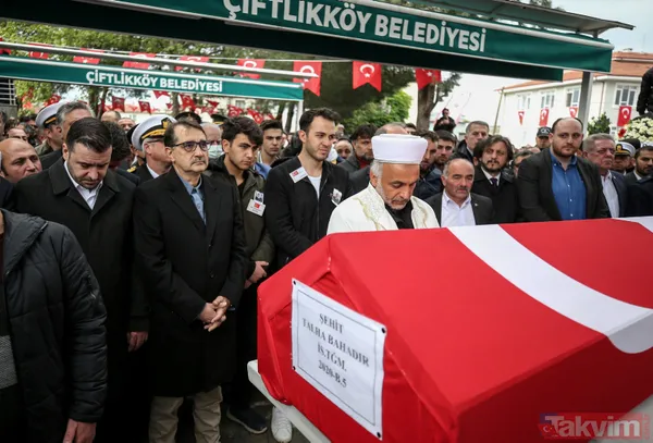 Şehit Teğmen Talha Bahadır, Yalova'da toprağa verildi! Cenaze namazını babası kıldırdı - 6