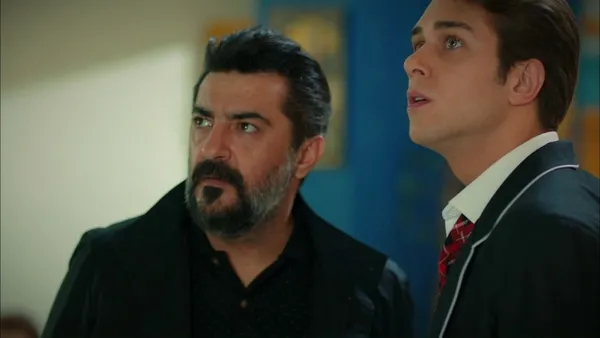 kaan-olum-kalim-savasi-veriyor-kardeslerim-47-bolum-2-fragmani-yayinlandi-sen-kac-kisinin-sonu-oldun-1649360680479.jpg Kaan ölüm kalım savaşı veriyor! Kardeşlerim 47. bölüm 2. fragmanı yayınlandı: "Sen kaç kişinin sonu oldun!"-2