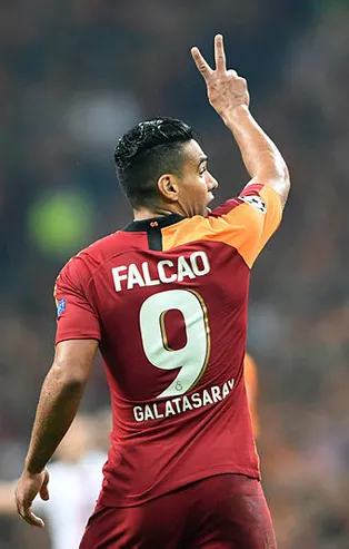 Galatasaray'da Falcao'ya Caner Erkin ayarı! Neden oynatılmadığı belli oldu