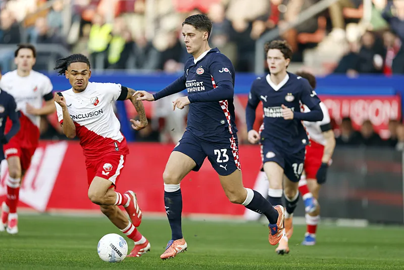 Fenerbahçe'den orta sahaya sürpriz! Veerman yerine o gelecek - 21