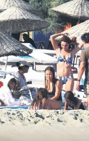 Kızları için dost kalan Nur Fettahoğlu ile Levent Veziroğlu'dan örnek davranış