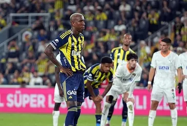 Talisca sabırları taşırdı!