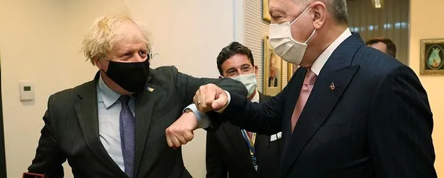 Başkan Erdoğan NATO Zirvesinde Boris Johnson ile görüştü