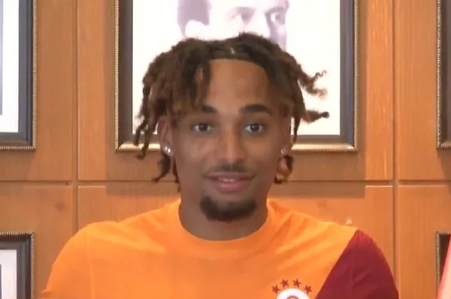 Son dakika: Sacha Boey resmen Galatasaray'da!