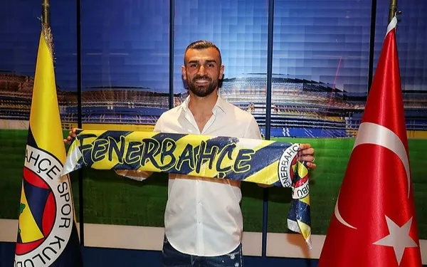 fenerbahcede-flas-ayrilik-serdar-dursun-ayriliyor-1659713418823.jpg