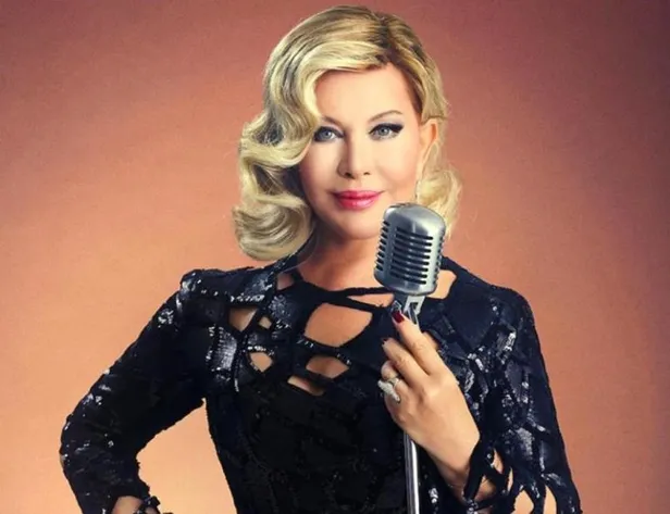 Emel Sayın, hakkında çıkan aşk haberlerine yanıt verdi!-3