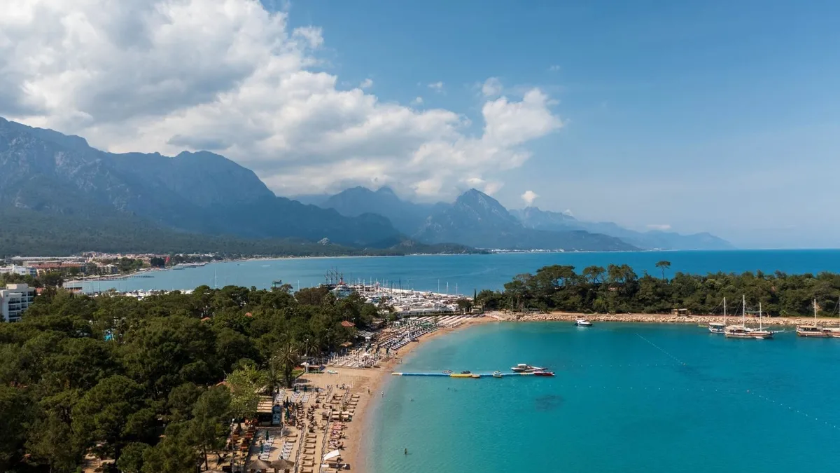Dünya turizminin gözdesi Antalya: Forbes 2026’da en iyiler listesine ekledi!