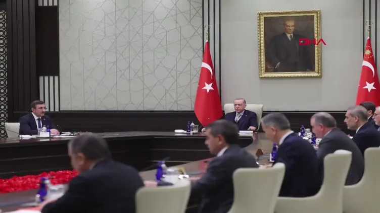 Kabine toplantısı başladı!