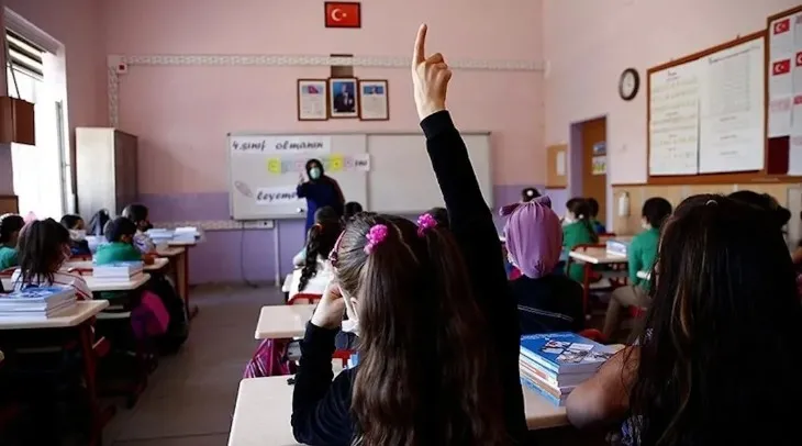 1787947348433.jpeg Okul seçerken nelere dikkat edilmeli? Uzmanından velilere kritik öneriler-7