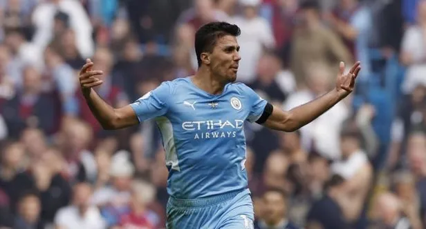 fifa-yilin-futbolcu-adaylarini-acikladi-turk-yildiz-listede-yer-buldu-1694716943847.jpeg FIFA yılın futbolcu adaylarını açıkladı! Türk yıldız da listede yer aldı-10