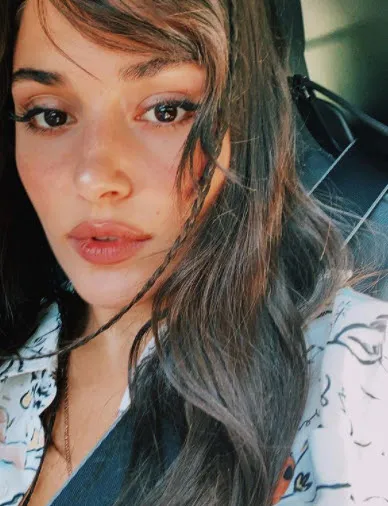 Hande Erçel'in eli bikinili poz vermeye alıştı artık cömert davranıyor! Bir dönem kilolarıyla şoke eden Hande şimdi fit olunca...-5