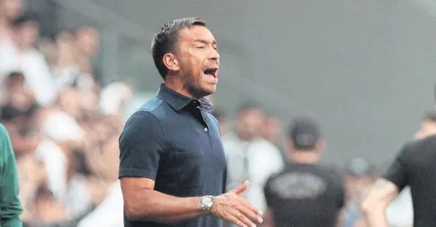 Van Bronckhorst: Transferde çok iyi işler yaptık