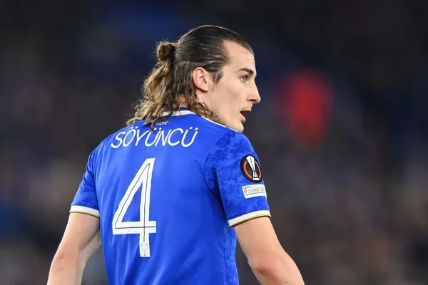 milli-yildiz-caglar-soyuncu-timesa-konustu-5-vakit-namaz-kilar-orucumu-tutarim-1658587414221.jpeg Milli yıldız Çağlar Söyüncü Times'a konuştu: 5 vakit namaz kılar, orucumu tutarım-2