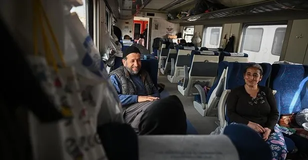 6 ayda deprem bölgesinde ulaştırma alanında yapılan çalışmalar: 6 bin kişiye barınma hizmeti verildi havalimanları, tren ve kara yolları onarıldı