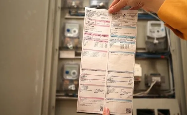 son-dakika-elektrik-fiyatlarina-duzenleme-icin-kritik-zirve-yarin-toplaniyor-gundem-elektrikte-yeni-tarife-1644489973436.jpg SON DAKİKA! Elektrik fiyatlarına düzenleme için kritik zirve yarın toplanıyor! Gündem elektrikte yeni tarife-3