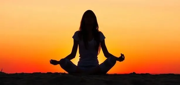 Annenin yoga isyanı