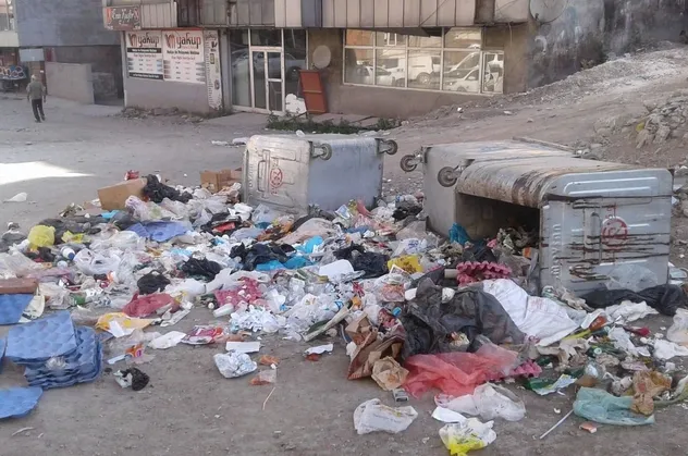 HDP'li provokatörlerin yeni taktiği: Hizmet suikasti! Savcı Sayan ifşa etti