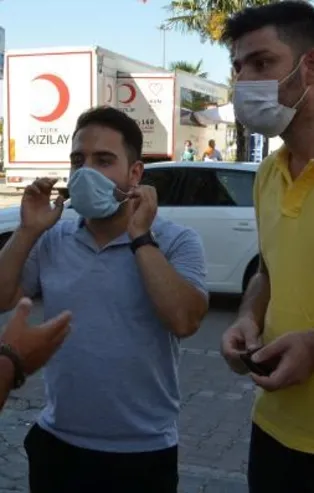 Polis denetimini gören hemen maskesini taktı! Yer: İstanbul