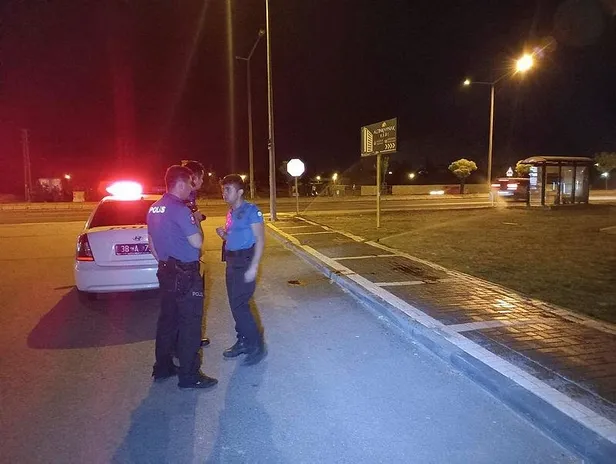 Kayseri'de gece yarısı bıçaklı kavga! 1 yaralı-3