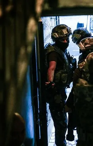 İstanbul’da suç çetelerine operasyon: 15 gözaltı