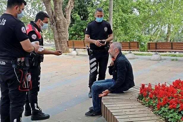 antalyada-polisin-kimlik-sordugu-sahis-bogazini-kesti-kanallara-ciksin-da-insanlar-beni-iyi-tanisin-1619366569413.jpeg Antalya'da polisin kimlik sorduğu şahıs kendini neşterledi! "Kanallara çıksın da insanlar beni iyi tanısın"-5