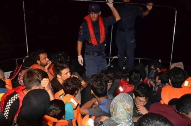 Balıkesir'de 57 düzensiz göçmen yakalandı
