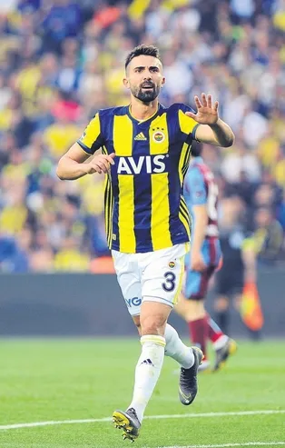 Hasan Ali Kaldırım Fener’i bekliyor