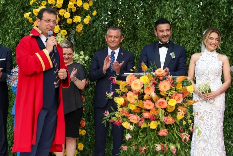 Düğünü rüşvet fonundan yaptı!