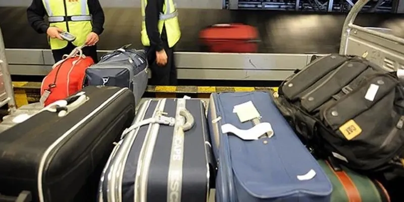 unlu-havayolu-sirketinde-buyuk-skandal-yolcular-esyalarini-caldilar-1720592920269.jpeg Ünlü havayolu şirketinde büyük skandal: Yolcuların eşyalarını çaldılar-3
