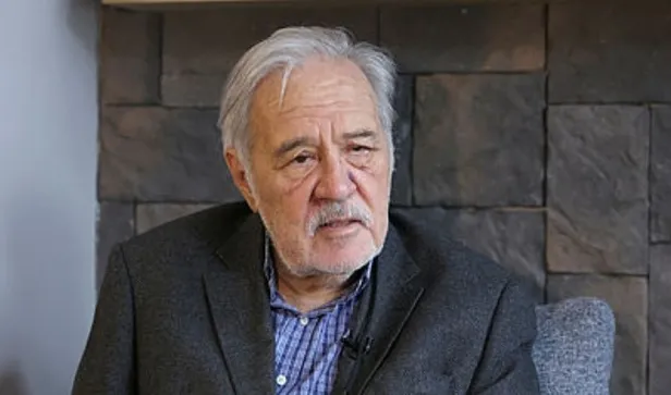 unlu-tarihci-koronaviruse-yakalandi-sevenleri-endiseli-ilber-ortayli-kimdir-kac-yasinda-saglik-durumu-nasil-1669283833184.jpg Ünlü tarihçi koronavirüse yakalandı! Sevenleri endişeli! İlber Ortaylı kimdir, kaç yaşında, SAĞLIK DURUMU nasıl?-6