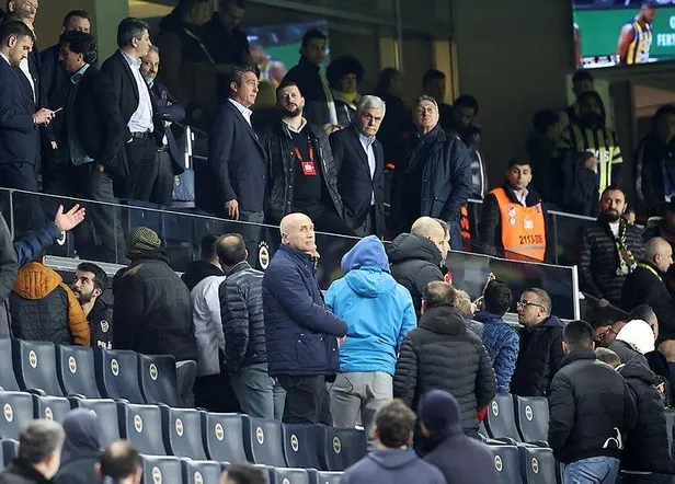 fenerbahce-avrupada-havlu-atti-ali-koc-istifa-sesleri-yukseldi-sosyal-medyada-tepkiler-cig-gibi-tarihin-en-kot-1679006295746.jpeg Fenerbahçe Avrupa'da havlu attı, "Ali Koç istifa" sesleri yükseldi! Sosyal medyada tepkiler çığ gibi: "Tarihin en kötü başkanı"-2