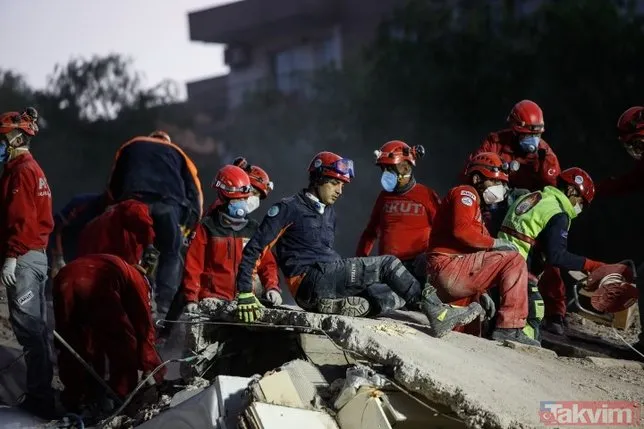 İzmir depreminden çarpıcı fotoğraflar