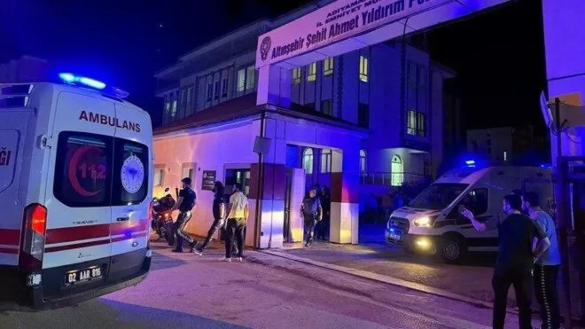 Adıyaman'da bir polis mesai arkadaşlarına ateş açtı! İçişleri Bakanı Ali Yerlikaya açıkladı: 2 polis memuru şehit oldu