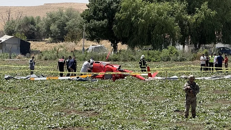 ankara-temellide-egitim-helikopteri-dustu-aci-haber-geldi-1784714433061.jpeg Ankara Temelli'de eğitim helikopteri düştü: Emekli pilot Yasa Özden Bakkal hayatını kaybetti-5