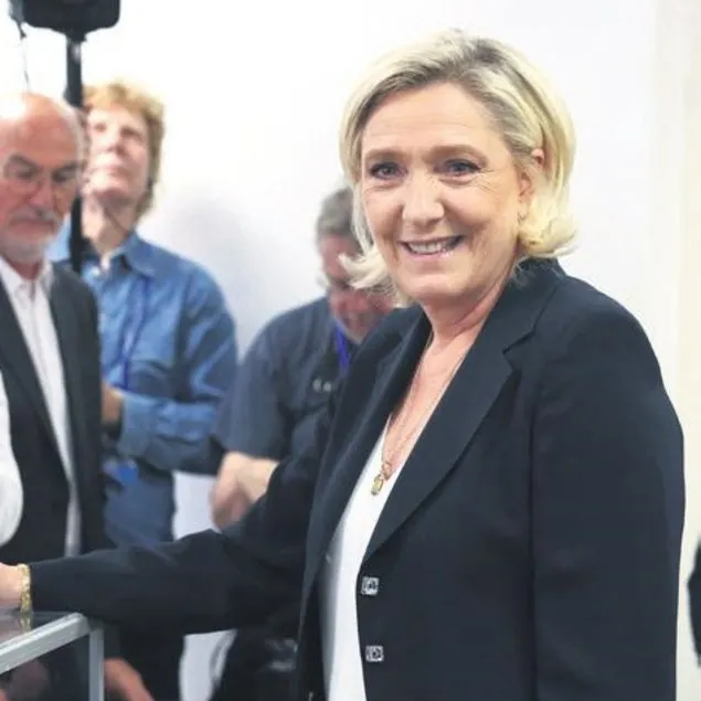 Macron’a 2. şok