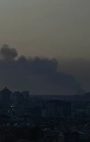 Dakika dakika Rusya - Ukrayna savaşı | Kiev'de patlama sesleri: Zelenskiy'den 'müzakareye hazırım' mesajı