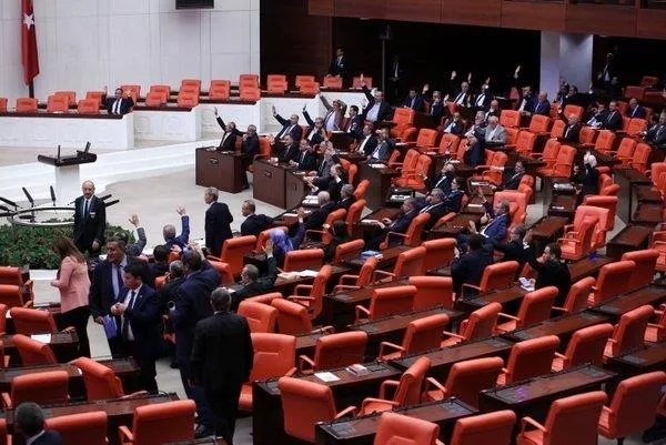 SON DAKİKA: Yerel yönetimler reform paketi taslağında sona gelindi! Belediyelerde yeni dönem-3
