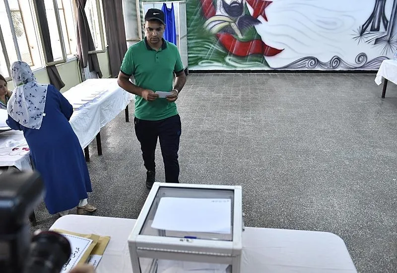 Cezayir Seçim Kurulu duyurdu! Abdülmecid Tebbun'un oyların yüzde 94'ünü alarak yeniden cumhurbaşkanı seçildi | Başkan'dan tebrik-3