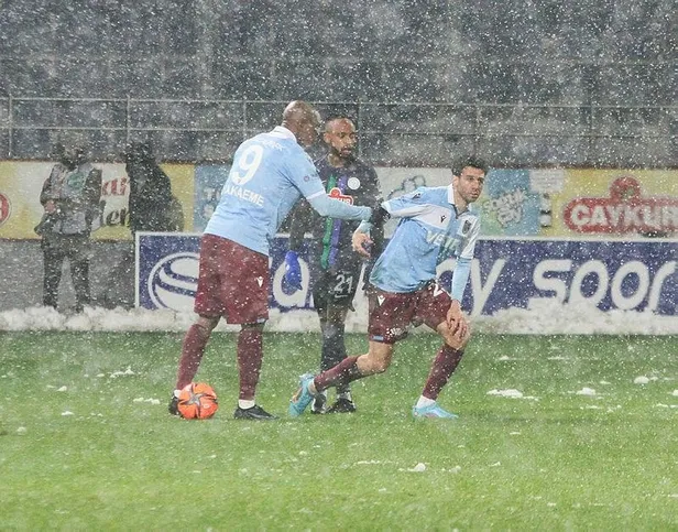 karadeniz-derbisinde-kazanan-rize-caykur-rizespor-3-2-trabzonspor-1647632238398.jpeg