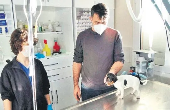 abd-kara-teslim-oldu-hayatini-kaybedenlerin-sayisi-57yi-asarken-deniz-bile-buz-tuttu-1672185131500.jpeg ABD, kara teslim oldu! Hayatını kaybedenlerin sayısı 57’yı aşarken deniz bile buz tuttu!-2