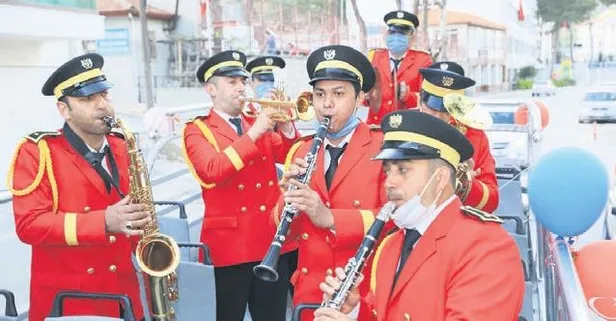 156 yıllık gelenek: Bandolu iftar!