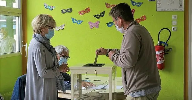 Fransa’da koronavirüse rağmen yerel seçim yapıldı!