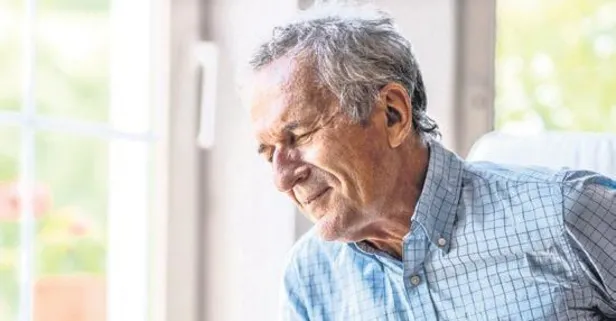 Göğüs ağrısında kriz gizli! Uzman isim uyardı: "EKG çekilmeli"